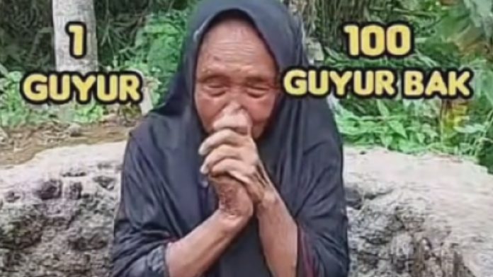 Polisi Periksa Pembuat Konten Nenek Mandi Lumpur di TikTok, Ternyata dari Lombok Tengah